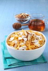 Cornflakes Cornflake bowl with almonds & honey preview