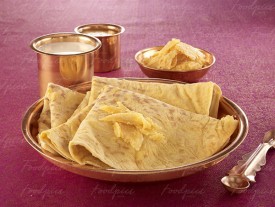 Puran Poli Indian sweet flatbread stuffed with jaggery image preview