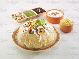 Raj Kachori Spicy deep fried broken quiche with curd preview