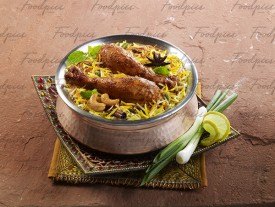 Chicken Biryani Chicken spicy rice with lemon & spring onion image preview